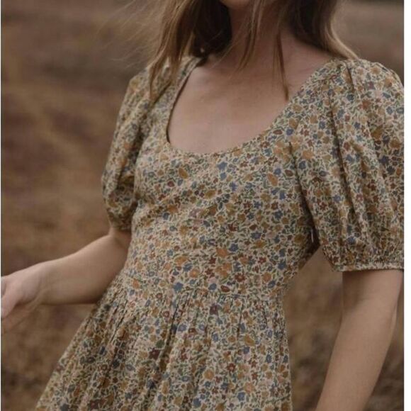 DOEN RARE! Abriella Mini dress in floral - Picture 3 of 7